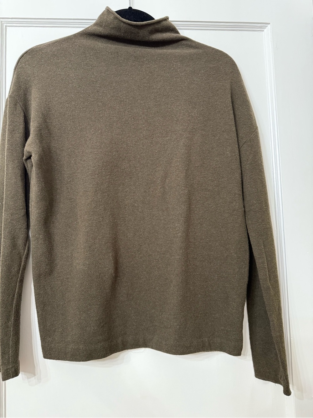 Vince brown mock turtleneck sweater size XS